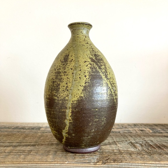 Art Vintage Studio Art Japanese Pottery Sake Bottle Vase Signed